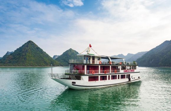 Lan Ha Bay Cruise – Camellia Cruise