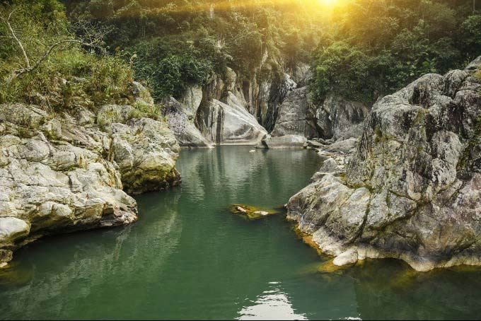 National Geographic lists Vietnam mountain range among world’s best destinations
