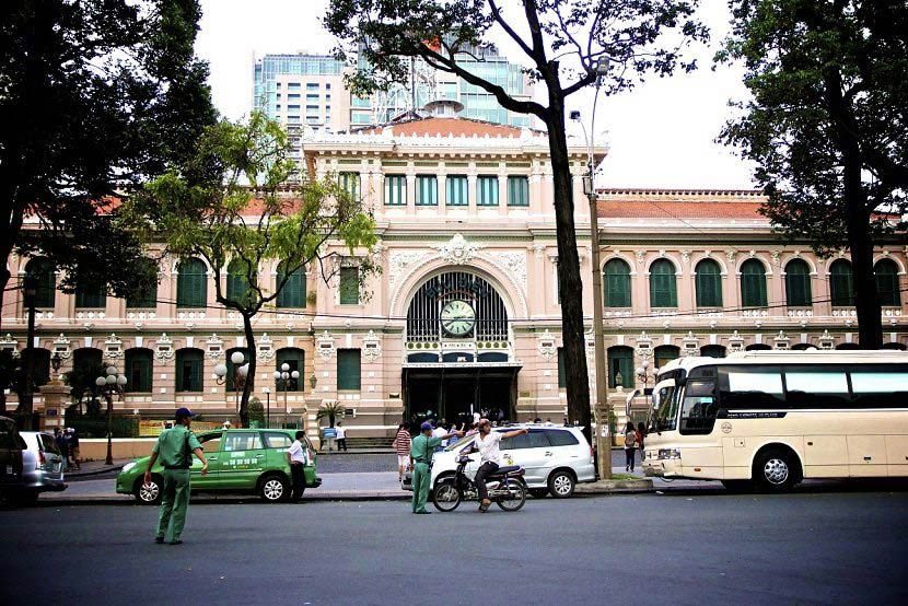 Ho Chi Minh City & Cu Chi Tunnel Full Day Small Group Tour