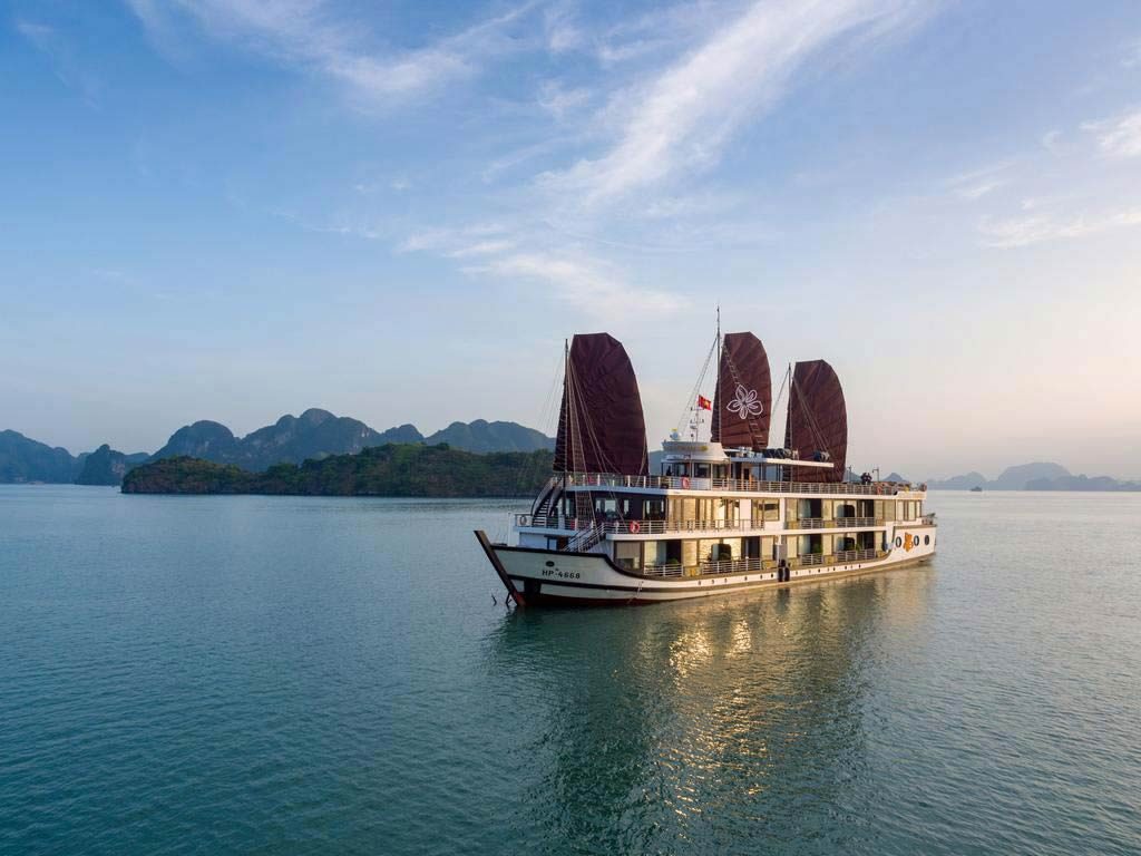 Lan Ha Bay Cruise - Azalea Cruise