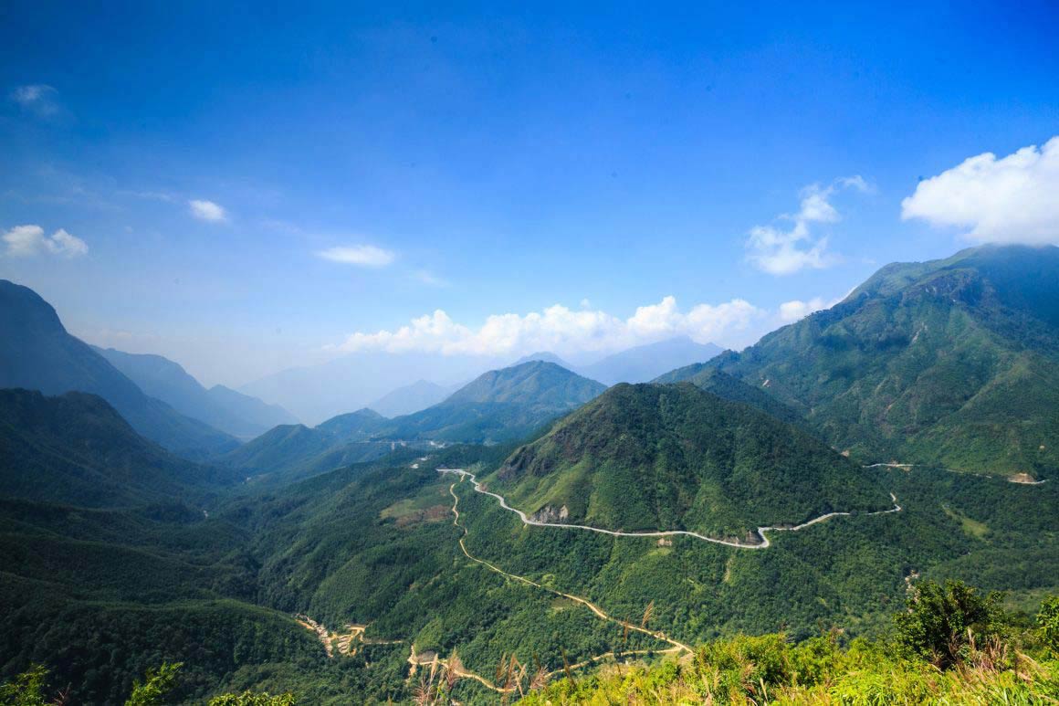 Сын гора. Аннамские горы Вьетнам. Vietnam Mountains. Lai Chau Mountain scenery. Sapa.