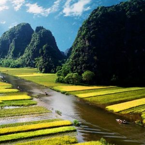 Hoa Lu – Tam Coc 1 Day – Small Group Tour By Limousine Bus