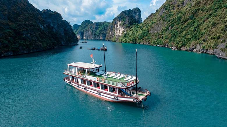 Lan Ha Bay 1 Day - 7 Hours On The Bay