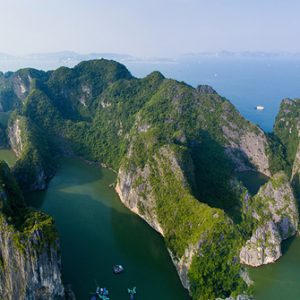Vietnam’s Ha Long Bay gets another int’l compliment