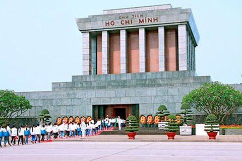 ho chi minh mausoleum