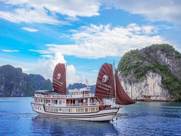Viola Cruise – Bai Tu Long Bay Cruise