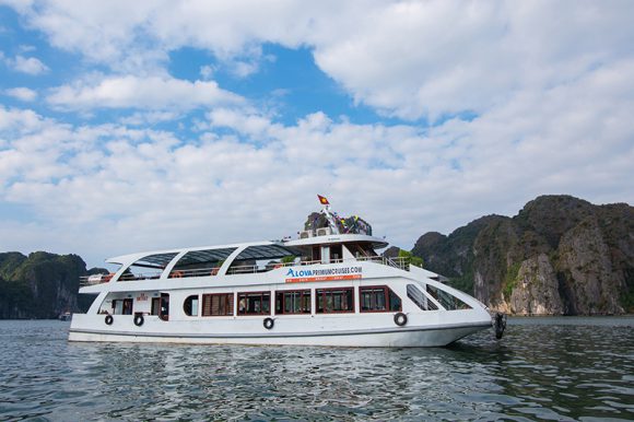1-Day Explore Halong Bay With Alova Premium Cruise