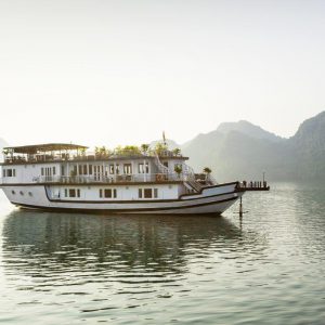 Halong Bay Cruise – Majestic Cruise