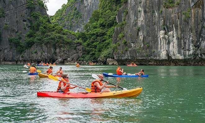 Ha Long Bay one of world’s 10 most beautiful places: Canadian magazine