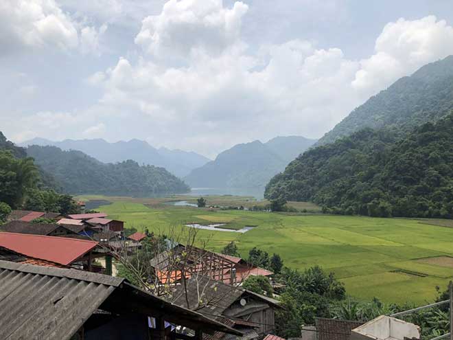 Trekking The Northern Trails of Vietnam 9 days 8 nights