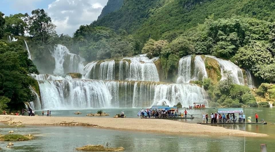 Vietnam Private Tour: 19 Days 18 Nights From North To South