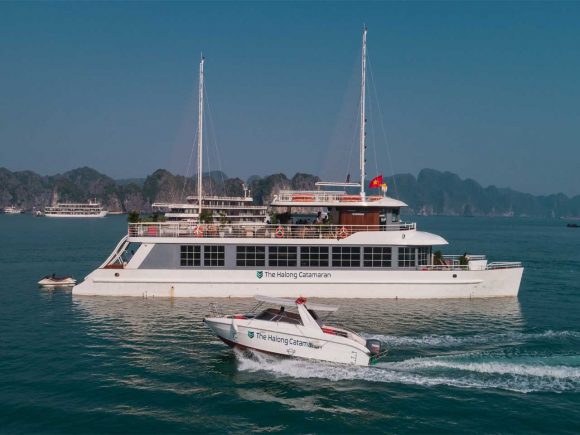 Halong Catamaran Day Cruise – Lan Ha Bay Cruise