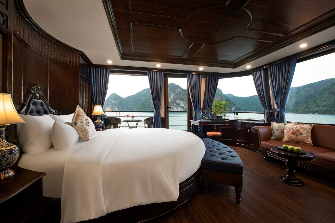 la casta regal cruise VIP cabin