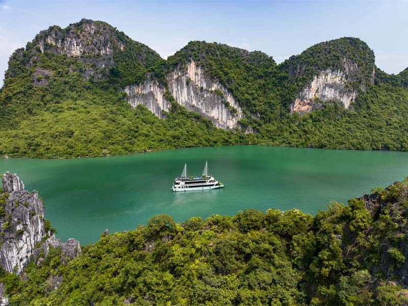 Amethyst Cruise - Halong Bay 1 Day Tour