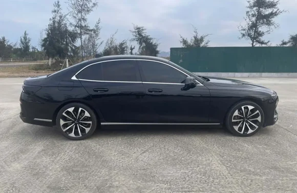 Hanoi to Halong Bay Private Car with Child Seat: Safe & Comfortable Family Transfer