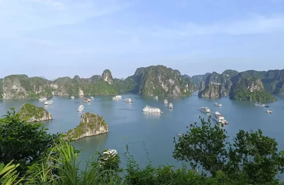 7-Day Luxury Vietnam Tour – Hanoi, Ninh Binh, Halong Bay, Da Nang & Hoi An