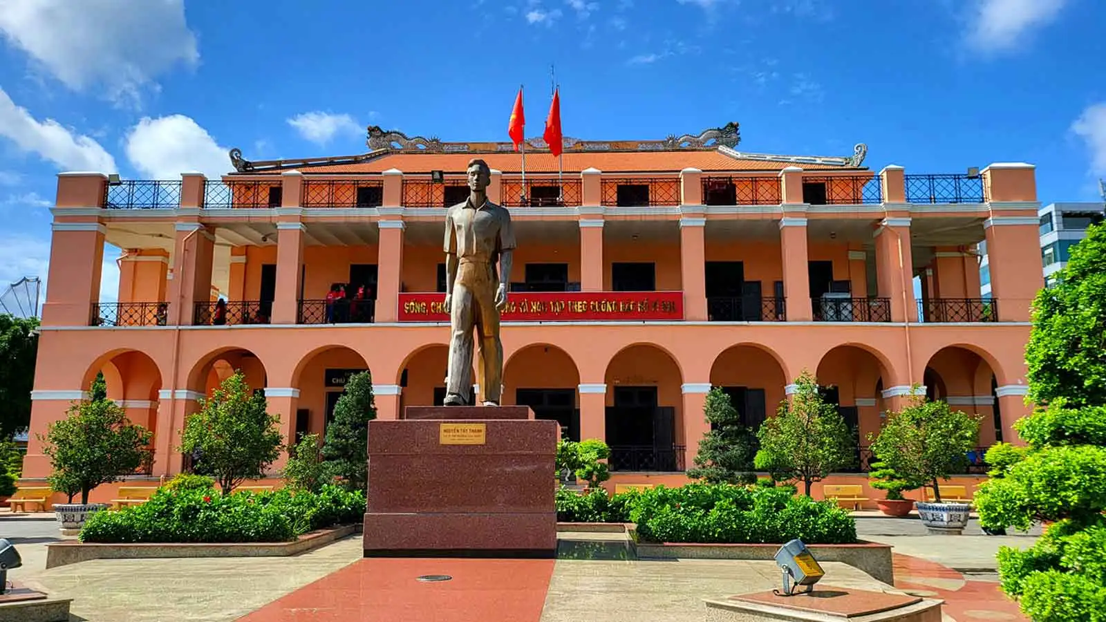 Ho Chi Minh Museum - Nha Rong Wharf preserving the life of President Ho Chi Minh at the historic Dragon House