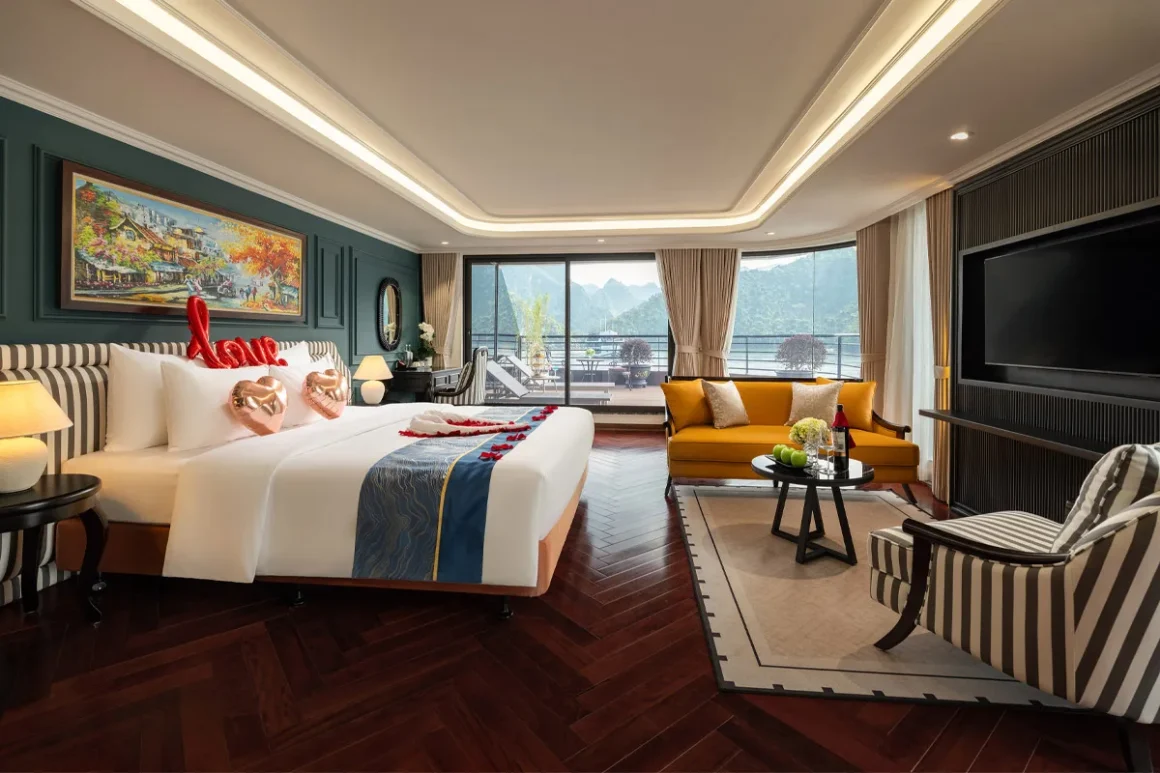 Diana Cruise Lan Ha Suite Lan Ha Suite cabin on Diana Cruise in Lan Ha Bay