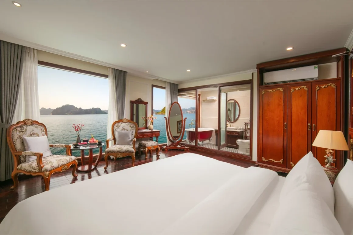 Boutique Hanoi/Saigon Suite with private balcony on Emperor Cruise Halong Bay