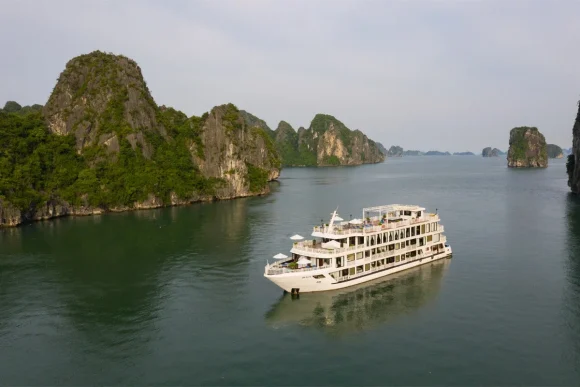 Hermes Cruise Halong Bay – 2D1N & 3D2N Cruise