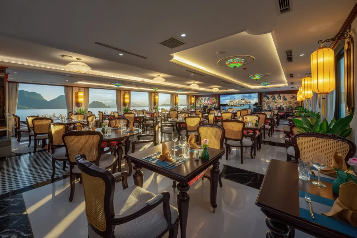 L’amour Cruise Restaurant Restaurant on L’amour Cruise Halong Bay