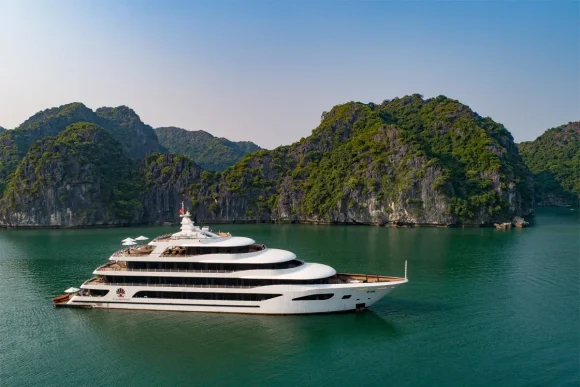 Scarlet Pearl Cruise: Lan Ha Bay Overnight Cruise 2D1N & 3D2N