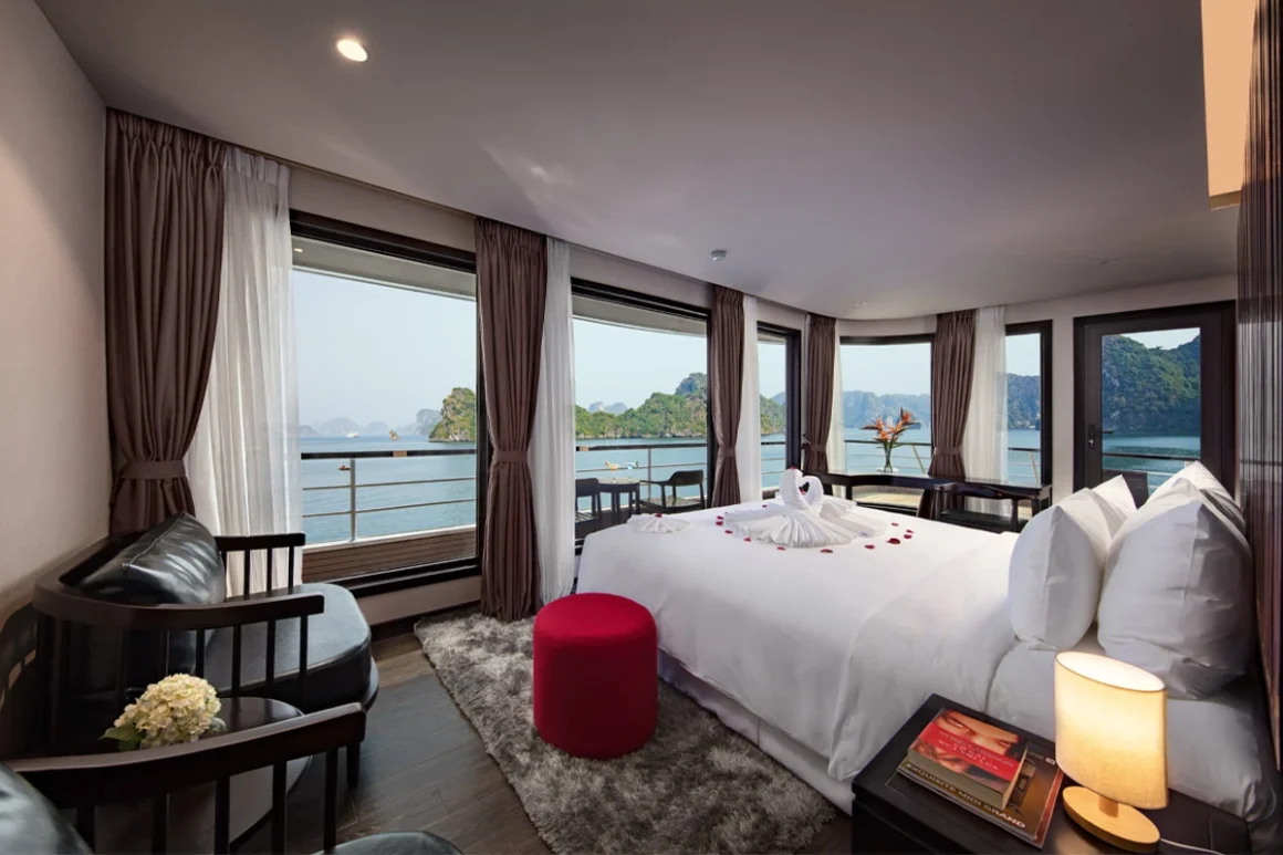 Onyx Pearl Cabin – Scarlet Pearl Cruise Onyx Pearl Cabin on Scarlet Pearl Cruise with modern interior and bay view